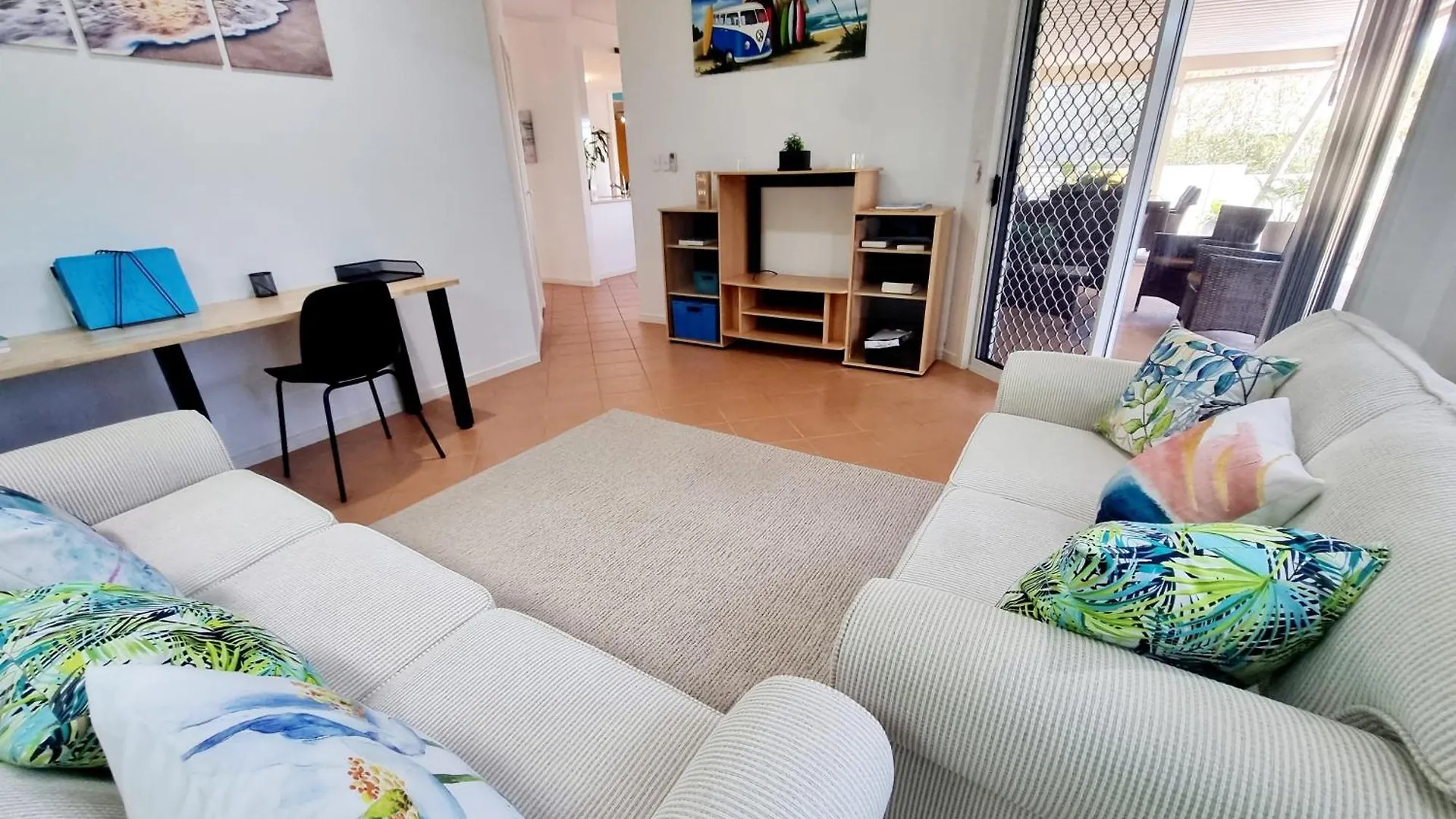 Tranquil Getaway With Pool, Outdoor Kitchen And Bar Villa Hervey Bay Semesterbostad