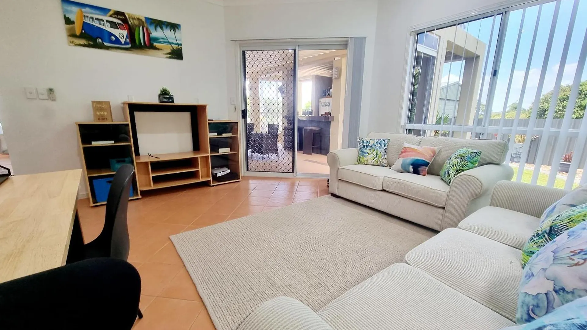 Tranquil Getaway With Pool, Outdoor Kitchen And Bar Villa Hervey Bay