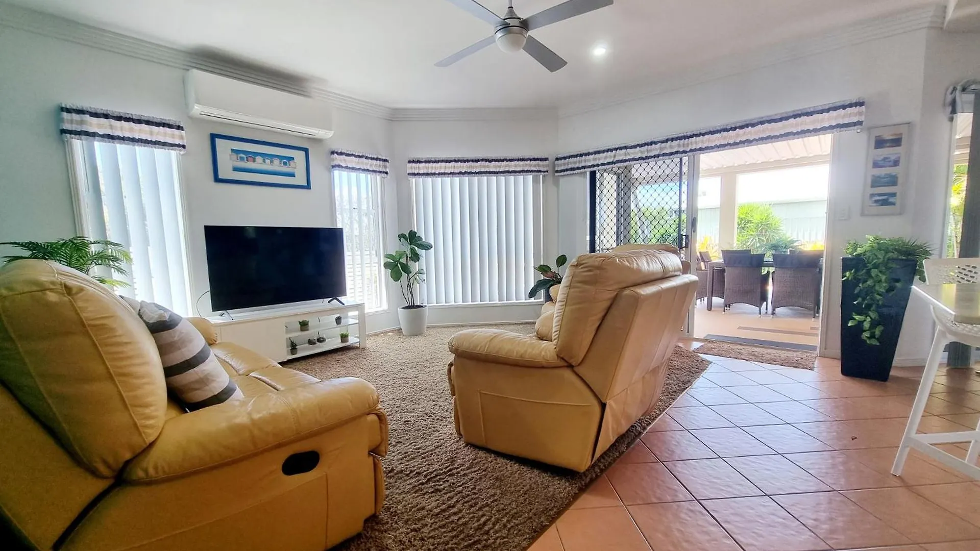 Semesterbostad Tranquil Getaway With Pool, Outdoor Kitchen And Bar Villa Hervey Bay